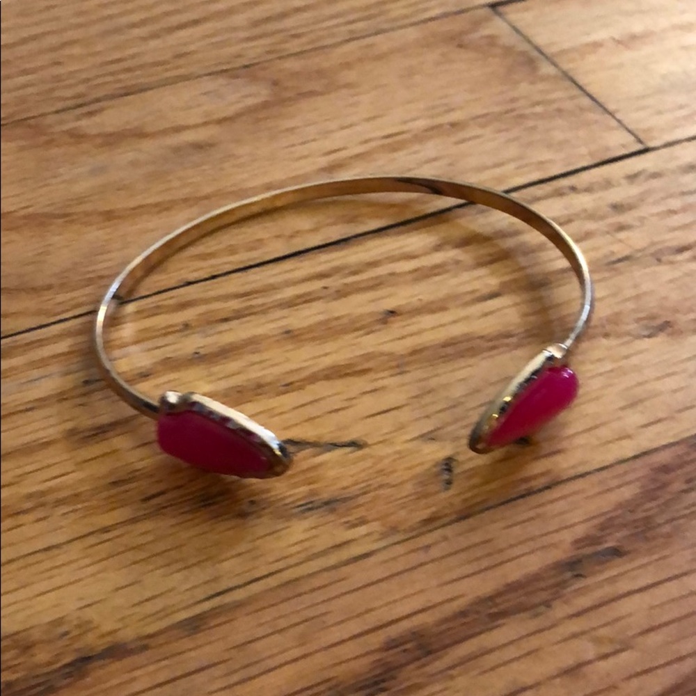 Pink jewel bracelet